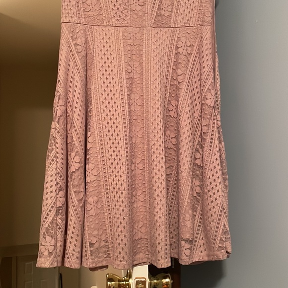 Pink Lace Dress Size Medium - Picture 3 of 10